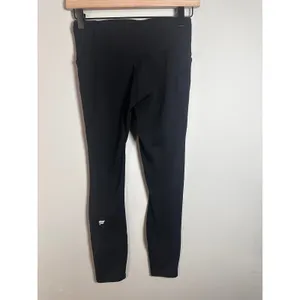 Fabletics PureLuxe Oasis V-Front Crossover High Waisted Leggings‎ Black XS thumbnail 3