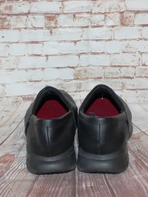 Skechers Work Women's Relaxed Fit Slip Resistant Work Shoe Black Size 8 thumbnail 5