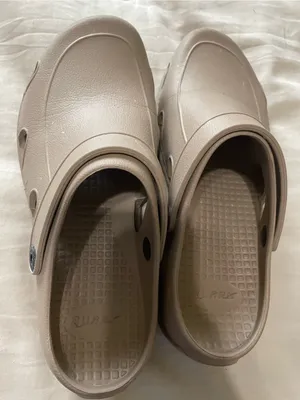 Neutral Beige tan Clog slip on Shoes woman’s size 8 thumbnail 1