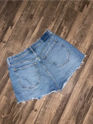 Curve Live High Rise Mom Short - Abercrombie & Fitch thumbnail 7