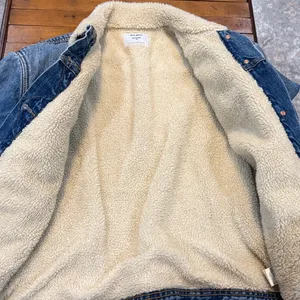 Old Navy Light Wash Sherpa Lined Boyfriend Jean Jacket Size M thumbnail 3