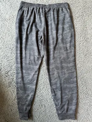 Vuori Women’s Performance Joggers heathered charcoal camouflage, size Large thumbnail 5