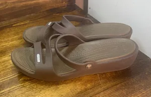 Crocs brown sandals size 9 thumbnail 1