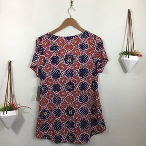 NWT LuLaRoe Disney Minnie Mouse the Classic T thumbnail 2