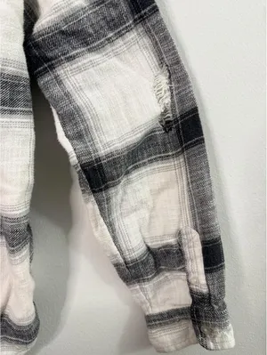 American Eagle Hooded Plaid Flannel Shirt Jacket Women’s Med Black White thumbnail 4