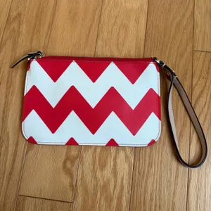 Kate Spade‎ New York Red White Chevron Zigzag Wristlet Clutch Pouch Bag thumbnail 6