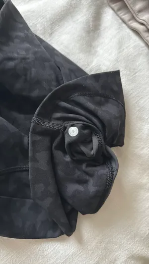 Lululemon Leggings 21' Crop thumbnail 4