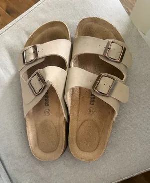 Cushionaire Sandals Buckle thumbnail 1