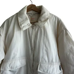 Free People Movement Puffer Jacket Sz M Off The Bleachers Coaches Beige Logo thumbnail 7