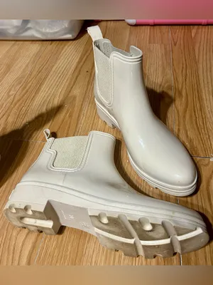 Women 11 cream colored ankle slip on rain booties Chelsey style thumbnail 5