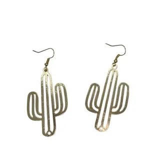 NWT Gold-Tone Laser Cut Thin Metal Cactus Dangle Earrings thumbnail 4