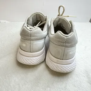 Nike Damskie buty do biegania Run Swift 2 Jasnobrązowe złoto Białe Women’s 6.5 thumbnail 3
