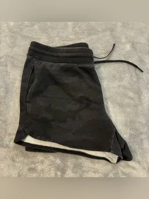 Women’s Velocity Black Camo Lounge Shorts with a Waistline Drawstring Size Large thumbnail 4