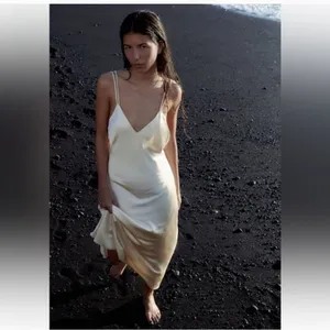 ZARA Satin Maxi Slip Dress Sz L Champagne‎ Gold Double Strap NEW with FLAW thumbnail 2