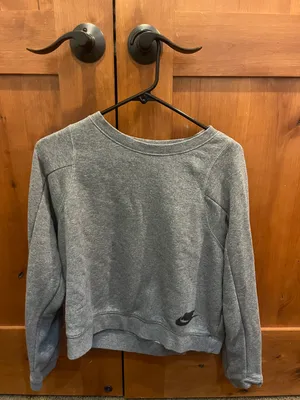 Nike crewneck thumbnail 1
