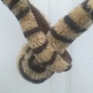 FINAL MARKDOWN Fun and funky tiger hat thumbnail 3