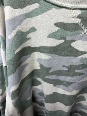 Aerie Oversized Camo Sweatshirt Crewneck Women’s Large thumbnail 4