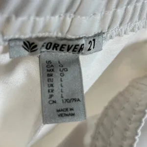 Forever‎ 21 Athletic Shorts White Grey Trim Dolphin Hem Women's Size L thumbnail 6