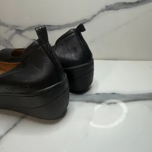 Vionic Women's Black Leather Jacey Wedge Slip-On Comfort Shoes Sz 7 Minimalist thumbnail 4