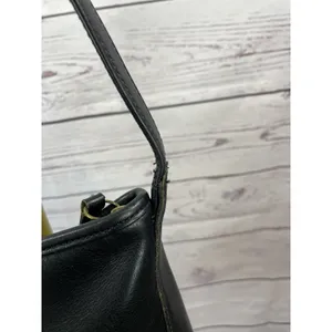 Vintage Coach 9204 Black Leather Slim Shoulder Bag Crossbody Purse thumbnail 11
