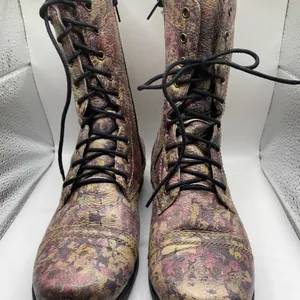 Heritage Women's Floral Boots Size 7.5 with zipper and lace thumbnail 5