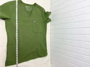 FIGS Olive Green V-Neck Medical Scrub Top style #1000211‎ size S thumbnail 5