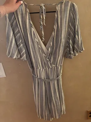 blue and white romper Size M thumbnail 2