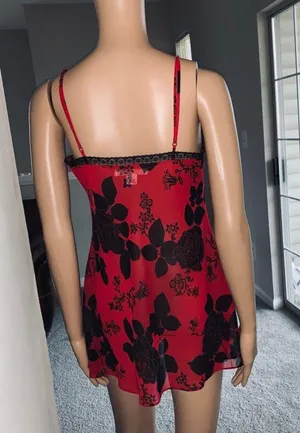 Victoria's Secret lingerie nightgown thumbnail 4