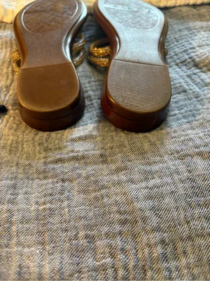 Italian Shoemakers Gold Metallic Thong Sandals for Women Size 7 thumbnail 6