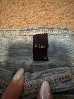 Cider NWT High Rise Wide Leg Jeans thumbnail 3