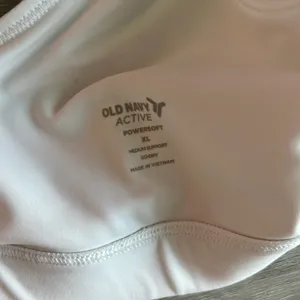 Old Navy active sports bra thumbnail 3
