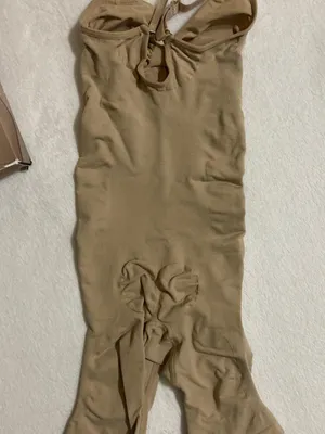 SKIMS Sculpting Mid Thigh Bodysuit thumbnail 3