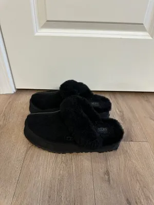 UGG Disquette Slipper in Black Size US 9 thumbnail 4