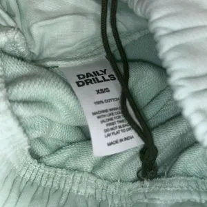Daily Drills Surf Mint Green Sweat shorts XS/s New thumbnail 3