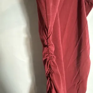 Missufe Maroon Maternity T-Shirt Dress Women's Medium 36" Long Gathered Sides thumbnail 5