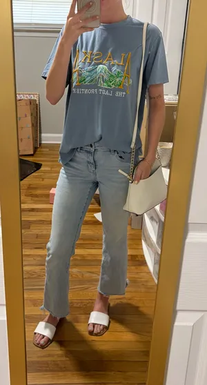 SHEIN Alaska The Last Frontier Graphic Tee Size Small thumbnail 1