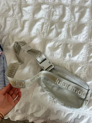 Lululemon Belt Bag 1L thumbnail 3