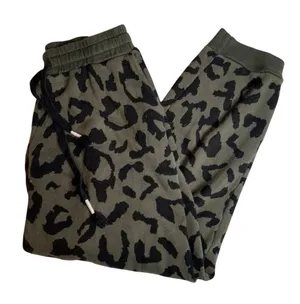 Strut This Olive Green Leopard Print‎ Cotton Jogger Sweatpants Womens Small thumbnail 1