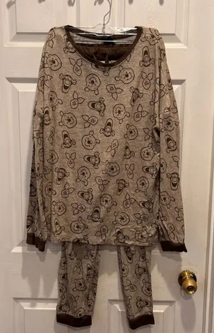 Disney Winnie the Pooh Tigger Piglet Set Women's XL 2‎ Piece Pants Tan Lounge thumbnail 1