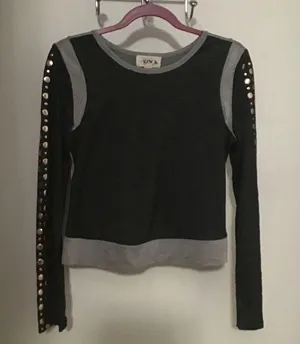 Studded long sleeve top Size L thumbnail 5
