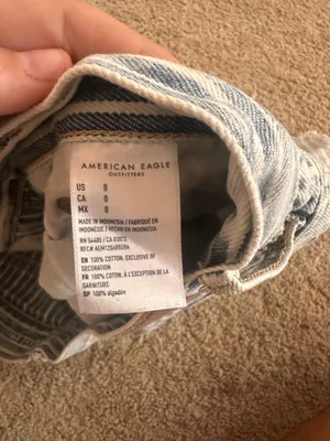 American Eagle 90s Boyfriend Shorts Denim Distressed thumbnail 5