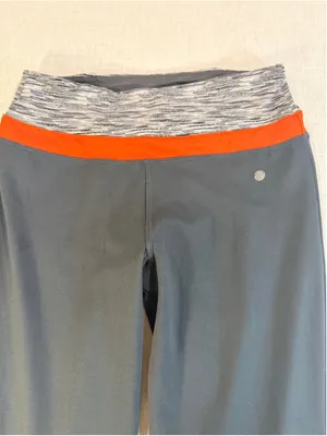 Bally Total Fitness Women’s Colorblock Waistband Flare Yoga Pants Charcoal Small thumbnail 2