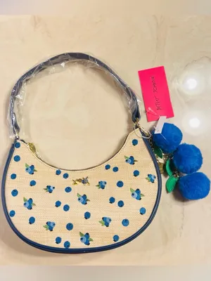 🫐👜BETSEY JOHNSON Straw Blueberry Shoulder Bag With Blueberry Pom-Pom Charm thumbnail 12