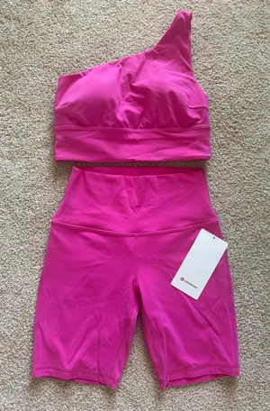 Hot pink lululemon set  thumbnail 1