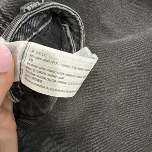 Hollister Ultra High-Rise Dad Jeans Washed Black Seamed Panel - Size 13R thumbnail 7
