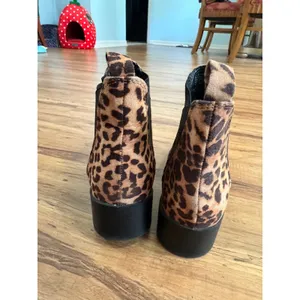 Bella Vita Leopard Print Ankle Boots Pointed Toe Chelsea Booties Brown Black‎ 9 thumbnail 9
