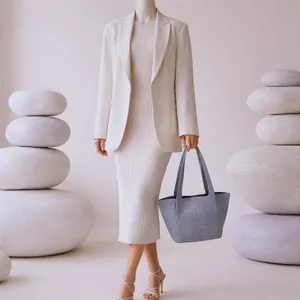 NWT Worthington Gray Croc-Embossed Faux Leather Tote | Style‎ 109-1020-0103-01 thumbnail 2