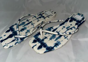 Dolce Vita Blue & White Tie Dye Print 1/4" Heel Flip Flop Sandals Size 8 thumbnail 2