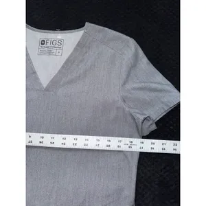 FIGS‎ Women's Technical Collection Scrub Top Gray Short Sleeve V Neck Sz Small thumbnail 6