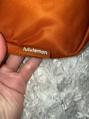 Lululemon Everywhere Belt Bag thumbnail 5